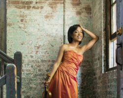 Violinist Kelly Hall-Tompkins will perform Wynton Marsalis’ "Violin Concerto" in California Symphony’s "Copland—American Traditions” program, Sept. 30–Oct. 1, 2023 at the Lesher Center for the Arts in Walnut Creek.