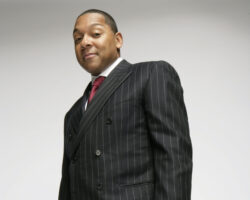 California Symphony will present Wynton Marsalis' "Violin Concerto" in its "Copland—American Traditions” program, Sept. 30–Oct. 1, 2023 at the Lesher Center for the Arts in Walnut Creek. Violinist Kelly Hall-Tompkins will headline the performance.